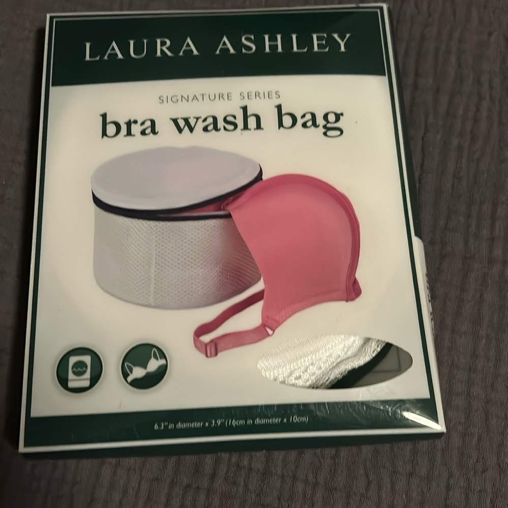 NIB Laura Ashley bra wash bag
